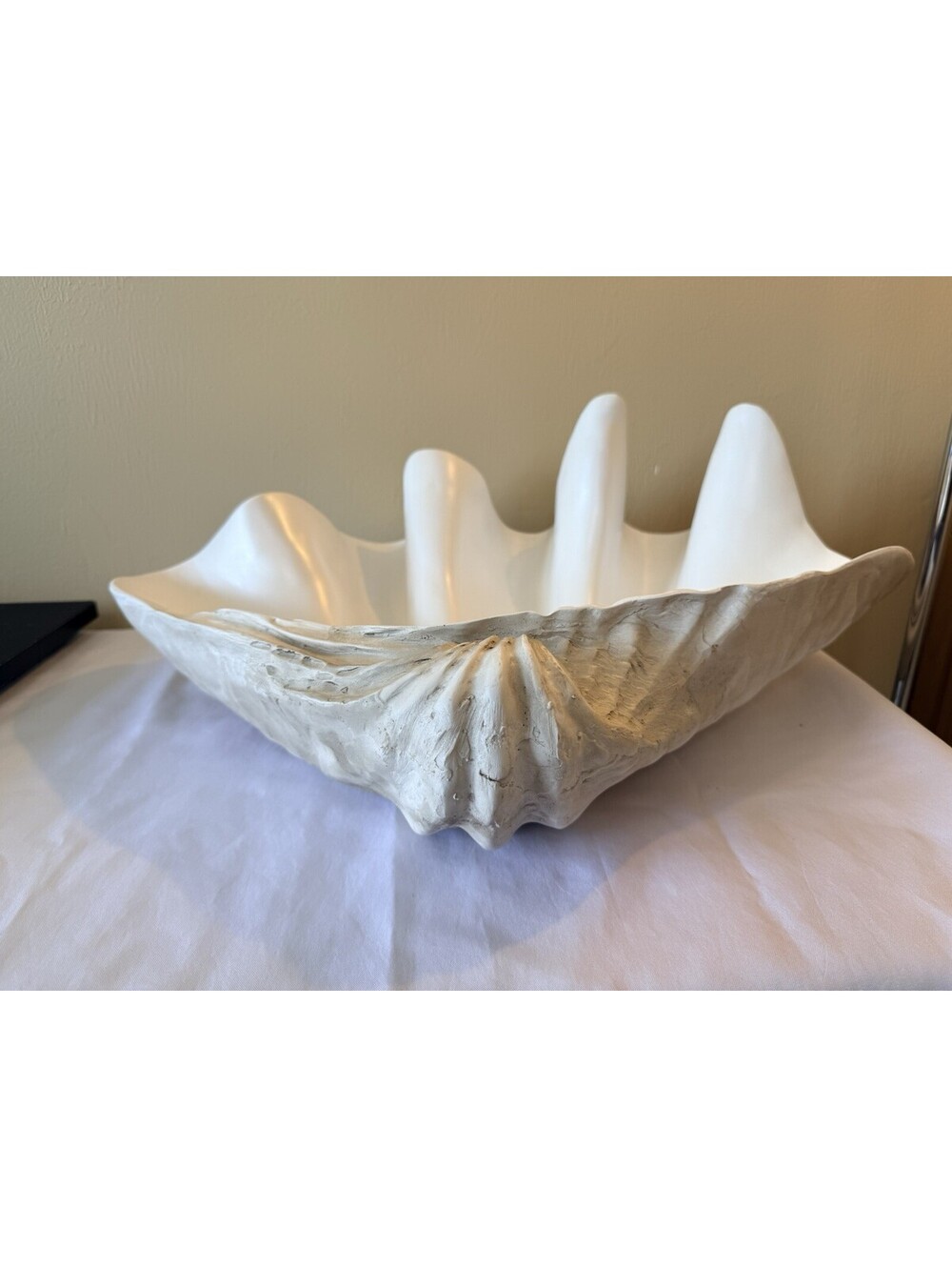 Large 20” Giant Clam Shell Style Bowl Coastal Nautical Decor Centerpiece